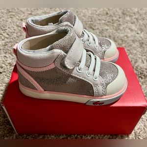 See Kai Run Toddler Girls “Peyton” High-Top Sneakers - Size 6